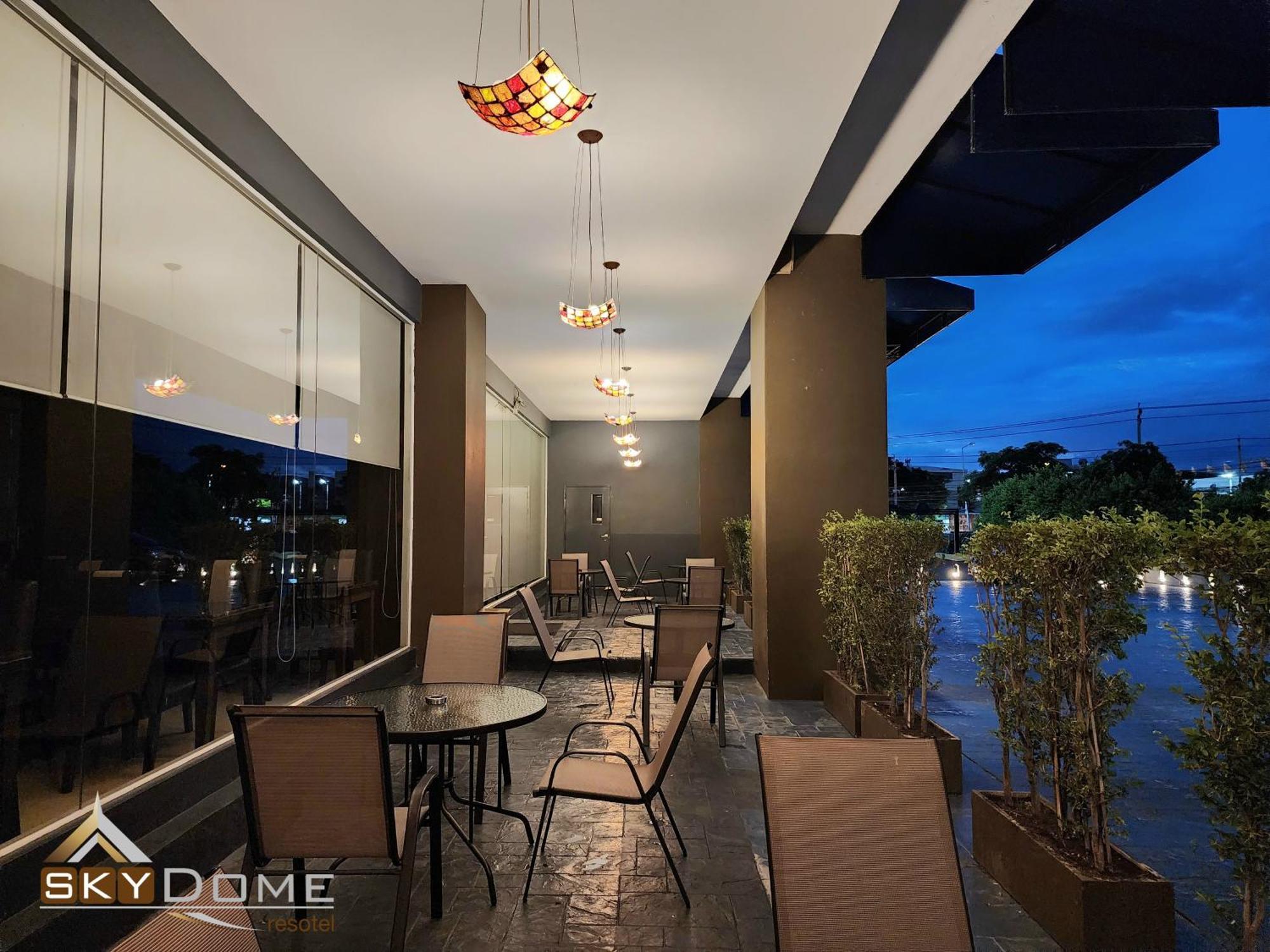 Sky Dome Resotel - โรงแรมสกายโดม รีโซเทล Bangkok Exterior photo